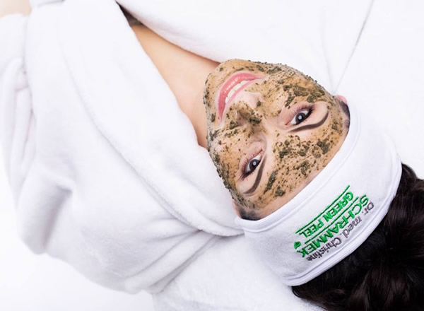 GREEN PEEL MELA WHITE